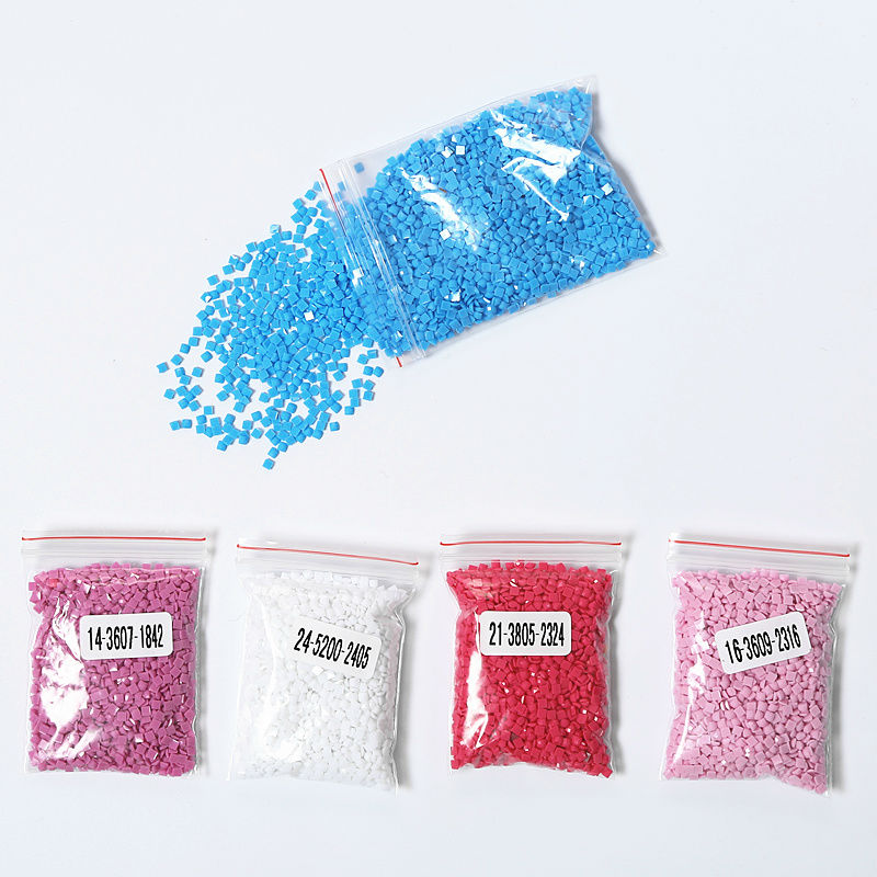 Le train du Père Noël ! - Kit broderie diamant - 40x30 à 70x50 cm