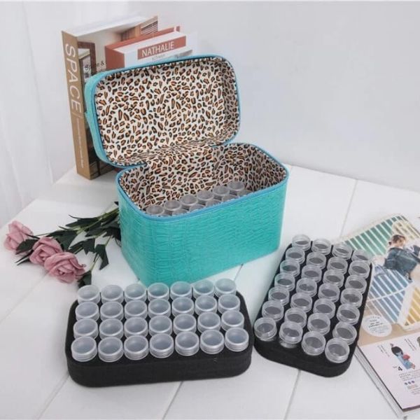 vanity case imitation cuir sur trois niveaux avec poignée