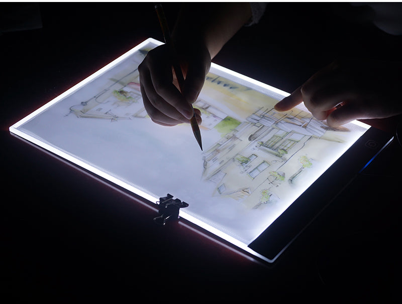 DRAWLIGHT ™ - Tablette Lumineuse LED A4 Dessin Broderie Diamant – 👶  Parents Sereins